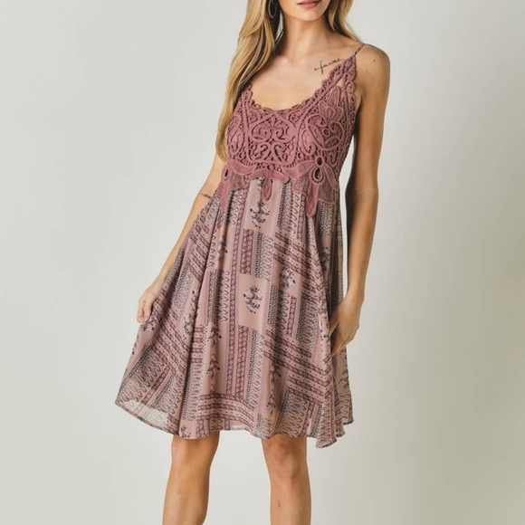 Mauve Dress - Picture 3 of 7